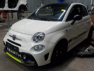 Abarth  500/595/695 Hatchback 1.4 T-Jet 16V 695 (312.A.1000) [140kW]  (08-2008=
/...) picture 1