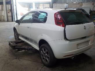 Fiat Punto Grande Punto (199) Hatchback 1.4 T-Jet 16V (198.A.4000(Euro 4)) [88kW]=
  (09-2007/...) picture 4