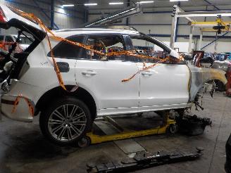 Audi Q5 Q5 (8RB) SUV 2.0 TFSI 16V Quattro (CDNC(Euro 5)) [155kW]  (11-2008/09-=
2012) picture 3