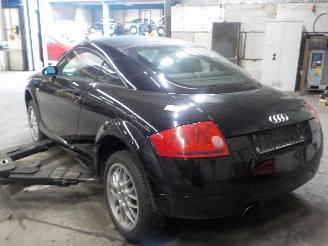 Audi TT TT (8N3) Coupé 1.8 20V Turbo (AJQ) [132kW]  (10-1998/10-2006) picture 4