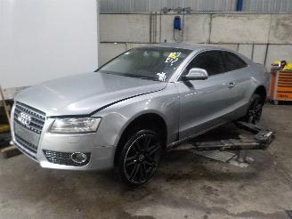 Vrakbiler auto Audi A5 A5 (8T3) Coupé 2.7 TDI V6 24V (CAMA) [140kW]  (06-2007/03-2012) 2008/1