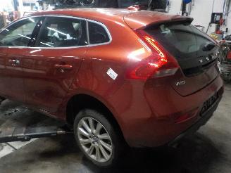 Volvo V-40 V40 (MV) Hatchback 5-drs 1.6 T3 GTDi 16V (B4164T3(Euro 5)) [110kW]  (0=
3-2012/12-2016) picture 4