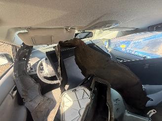 Toyota Prius Prius (ZVW3) Hatchback 1.8 16V (2ZRFXE) [100kW]  (06-2008/06-2016) picture 5