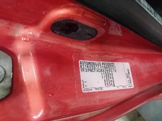 Peugeot 107 107 Hatchback 1.0 12V (384F(1KR)) [50kW]  (06-2005/05-2014) picture 6