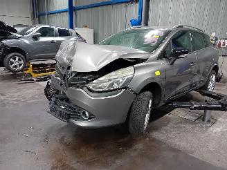 Vrakbiler auto Renault Clio Clio IV Estate/Grandtour (7R) Combi 5-drs 1.5 Energy dCi 90 FAP (K9K-6=
08(K9K-B6)) [66kW]  (11-2012/08-2021) 2015/0