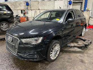 Autoverwertung Audi A3 A3 Sportback (8VA/8VF) Hatchback 5-drs 1.4 TFSI 16V e-tron (CUKB(Euro =
6)) [110kW]  (05-2014/10-2020) 2015