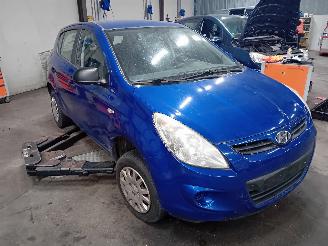Hyundai I-20 i20 Hatchback 1.2i 16V (G4LA) [57kW]  (09-2008/12-2012) picture 2