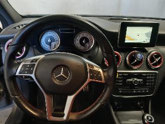 Mercedes A-klasse A (W176) Hatchback 1.6 A-180 16V (M270.910) [90kW]  (09-2012/05-2018) picture 18
