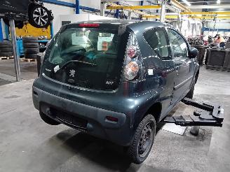 Peugeot 107 107 Hatchback 1.0 12V (384F(1KR)) [50kW]  (06-2005/05-2014) picture 3