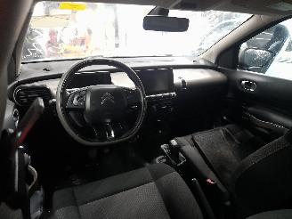 Citroën C4 C4 Cactus (0B/0P) Hatchback 5-drs 1.6 Blue Hdi 100 (DV6FD(BHY)) [73kW]=
  (09-2014/06-2018) picture 5