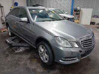 Mercedes E-klasse E (W212) Sedan E-350 CDI BlueEfficiency 3.0 V6 24V (OM642.852) [195kW]=
  (03-2011/12-2015) picture 2