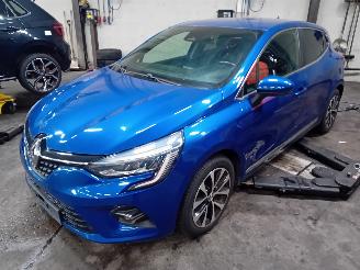 Auto da rottamare Renault Clio Clio V (RJAB) Hatchback 5-drs 1.3 TCe 130 16V (H5H-470(H5H-B4)) [96kW]=
  (06-2019/...) 2020