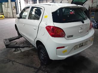 Mitsubishi Space-star Space Star (A0) Hatchback 1.0 12V (3A90(Euro 5)) [52kW]  (05-2012/...)= picture 4