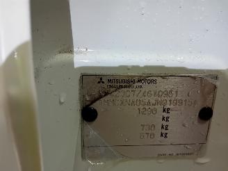 Mitsubishi Space-star Space Star (A0) Hatchback 1.0 12V (3A90(Euro 5)) [52kW]  (05-2012/...)= picture 6