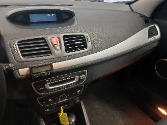 Renault Mégane Megane III Grandtour (KZ) Combi 5-drs 1.4 16V TCe 130 (H4J-700(H4J-A7)=
) [96kW]  (05-2009/02-2016) picture 17