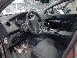 Peugeot 3008 3008 I (0U/HU) MPV 1.6 16V THP 155 (EP6CDT(5FV)) [115kW]  (06-2009/08-=
2016) picture 5