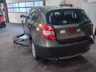 BMW 1-serie 1 serie (E87/87N) Hatchback 5-drs 120d 16V (M47-D20(204D4)) [120kW]  (=
06-2004/06-2011) picture 4