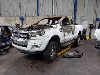 Vrakbiler auto Ford Ranger Ranger Pick-up 2.2 TDCi 16V 4x4 (GBVAJQJ) [118kW]  (05-2015/01-2023) 2019/3