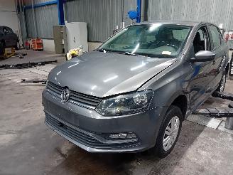 Volkswagen Polo Polo V (6R) Hatchback 1.0 12V BlueMotion Technology (CHYB) [55kW]  (01=
-2014/10-2017) picture 1