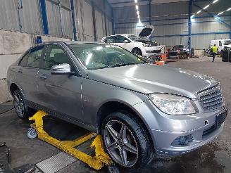 Mercedes C-klasse C (W204) Sedan 2.2 C-200 CDI 16V BlueEFFICIENCY (OM651.913) [100kW]  (=
01-2011/...) picture 2