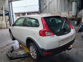 Volvo C-30 C30 (EK/MK) Hatchback 3-drs 1.6 16V (B4164S3) [74kW]  (10-2006/12-2012=
) picture 4