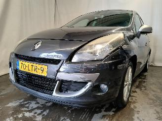 krockskadad bil auto Renault Scenic Scénic III (JZ) MPV 1.4 16V TCe 130 (H4J-700(H4J-A7)) [96kW]  (02-20=
09/09-2016) 2010/6