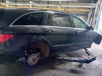 Mercedes R-klasse R (W251) MPV 3.5 350 V6 24V (M272.967) [200kW]  (01-2007/12-2012) picture 3