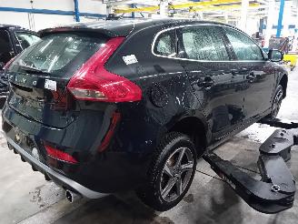 Volvo V-40 V40 (MV) Hatchback 5-drs 2.0 D4 16V (D4204T14) [140kW]  (05-2014/08-20=
19) picture 3