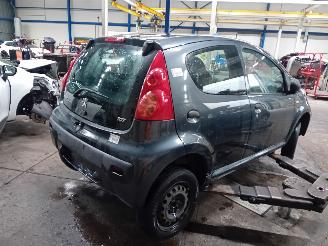 Peugeot 107 107 Hatchback 1.0 12V (384F(1KR)) [50kW]  (06-2005/05-2014) picture 3