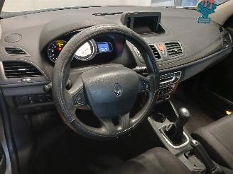 Renault Mégane Megane III Berline (BZ) Hatchback 5-drs 1.5 dCi 90 (K9K-834(K9K-H8)) [=
66kW]  (11-2008/02-2016) picture 12