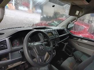 Volkswagen Transporter Transporter T5 Van 2.0 TDI DRF (CAAC(Euro 5)) [103kW]  (09-2009/08-201=
5) picture 5