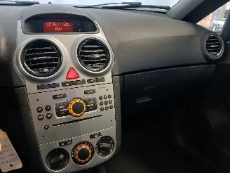 Opel Corsa Corsa D Hatchback 1.2 16V (A12XER(Euro 5)) [63kW]  (12-2009/08-2014) picture 17