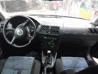 Volkswagen Golf Golf IV (1J1) Hatchback 1.8 Turbo GTI 20V (AUQ) [132kW]  (08-2001/06-2=
005) picture 5