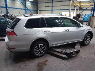 Volkswagen Golf Golf VII Variant (AUVV) Combi 2.0 TDI 16V (DFGA) [110kW]  (04-2013/12-=
2020) picture 3