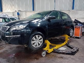 Vrakbiler auto Peugeot 308 308 (L3/L8/LB/LH/LP) Hatchback 5-drs 1.6 HDi (DV6DTED(9HP)) [68kW]  (0=
9-2013/06-2021) 2011/0