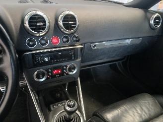 Audi TT TT (8N3) Coupé 1.8 20V Turbo (AUQ) [132kW]  (10-1998/10-2006) picture 17