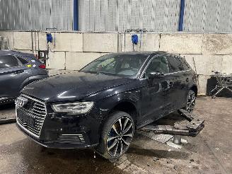 skadebil auto Audi A3 A3 Sportback (8VA/8VF) Hatchback 5-drs 1.4 TFSI 16V e-tron (CUKB(Euro =
6)) [110kW]  (05-2014/10-2020) 2016/12