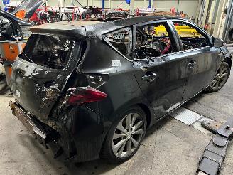 Toyota Auris Auris (E18) Hatchback 5-drs 1.8 16V Hybrid (2ZRFXE) [100kW]  (10-2012/=
03-2019) picture 4