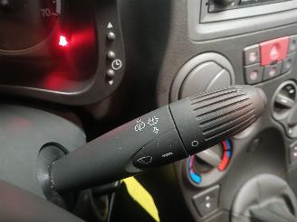 Fiat Panda Panda (169) Hatchback 1.2, Classic (169.A.4000(Euro 5)) [51kW]  (03-20=
10/08-2013) picture 14