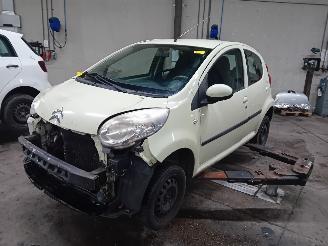 disassembly passenger cars Citroën C1 C1 Hatchback 1.0 12V (384F(CFA)) [50kW]  (06-2005/09-2014) 2008/10