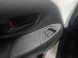Peugeot 108 108 Hatchback 1.0 12V VVT-i (1KRFE(CFB)) [53kW]  (05-2018/...) picture 11