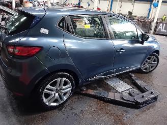 Renault Clio Clio IV (5R) Hatchback 5-drs 0.9 Energy TCE 90 12V (H4B-408(H4B-B4)) [=
66kW]  (11-2012/08-2021) picture 3