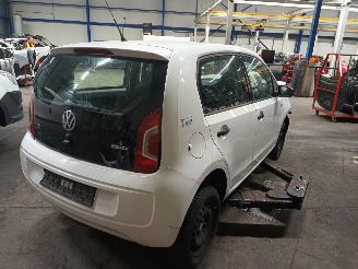 Volkswagen Up! Up! (121) Hatchback 1.0 12V 60 (CHYA) [44kW]  (08-2011/08-2020) picture 3