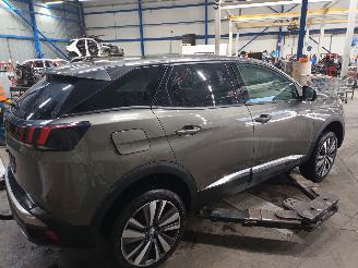 Peugeot 3008 3008 II (M4/MC/MJ/MR) MPV 1.2 12V e-THP PureTech 130 (EB2ADTS(HNS)) [9=
6kW]  (07-2018/...) picture 3