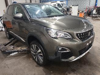 Peugeot 3008 3008 II (M4/MC/MJ/MR) MPV 1.2 12V e-THP PureTech 130 (EB2ADTS(HNS)) [9=
6kW]  (07-2018/...) picture 2