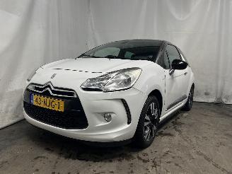 Vaurioauto  passenger cars Citroën DS3 DS3 (SA) Hatchback 1.6 VTi 120 16V (EP6C(5FS)) [88kW]  (04-2010/07-201=
5) 2010/9