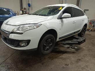 Sloopauto Renault Mégane Megane III Grandtour (KZ) Combi 5-drs 1.5 dCi 110 (K9K-837(K9K-N8)) [8=
1kW]  (02-2009/04-2016) 2012/8