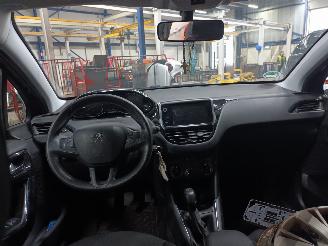 Peugeot 208 208 I (CA/CC/CK/CL) Hatchback 1.2 Vti 12V PureTech 82 (EB2F(HMZ)) [60k=
W]  (03-2012/12-2019) picture 5