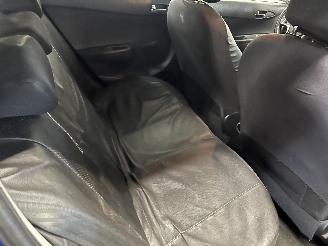 Hyundai I-20 i20 Hatchback 1.2i 16V (G4LA) [63kW]  (03-2012/12-2015) picture 10