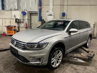 Vrakbiler auto Volkswagen Passat Passat Variant (3G5) Combi 1.4 GTE Hybrid 16V (CUKC) [115kW]  (06-2015=
/...) 2015/4